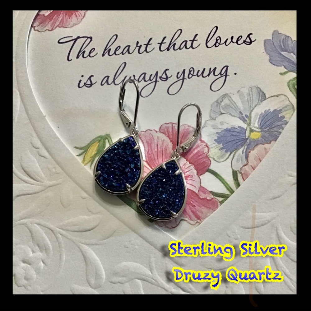 💕newSterling Silver Blue Quartz Earrings.